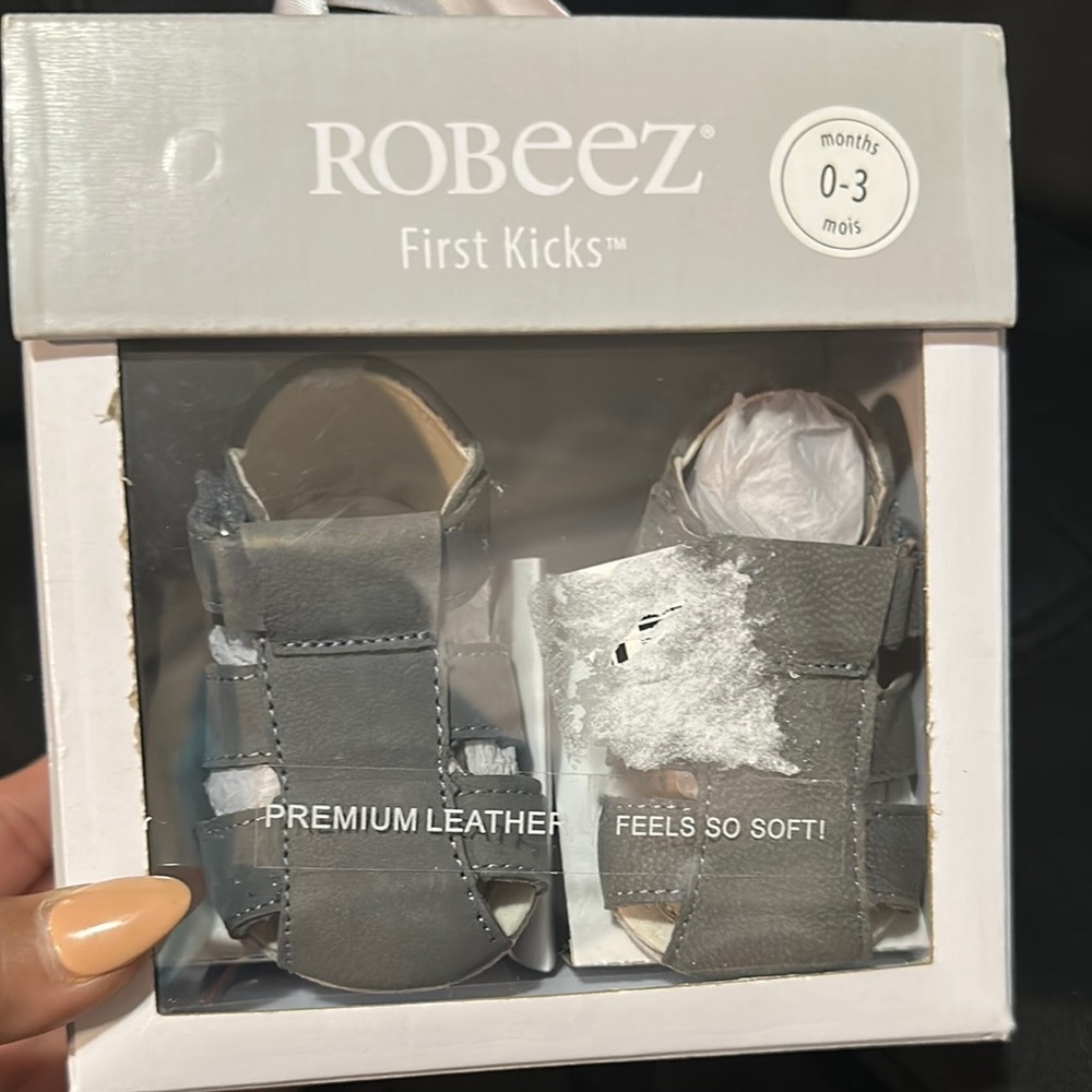Robeez Premium Leather Baby Shoes in Gray